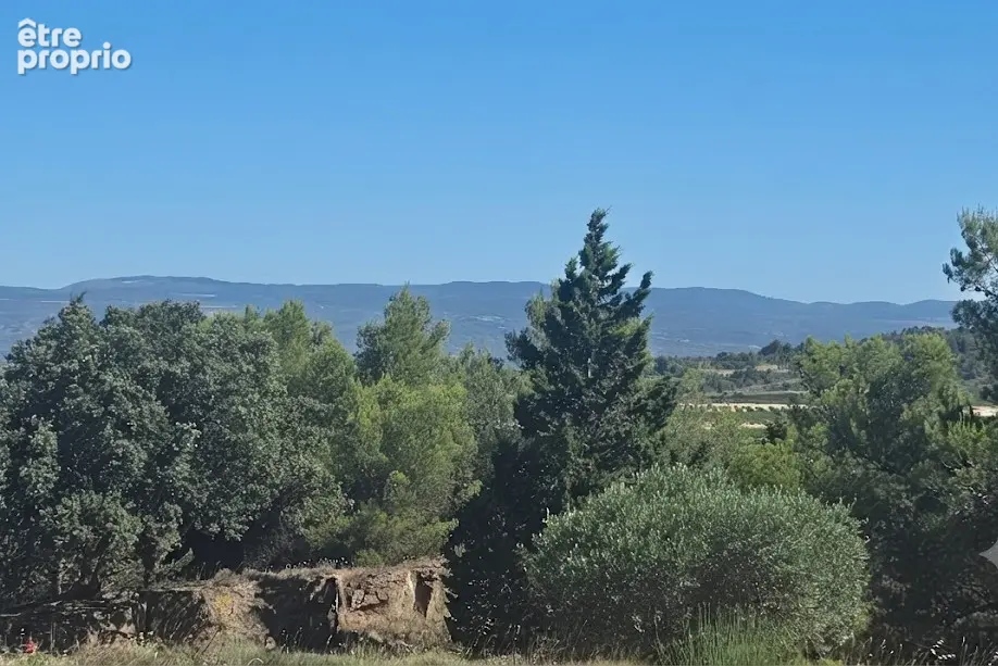 Terrain à ESCALES