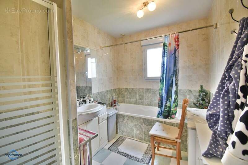 Maison à NOYERS-SUR-CHER