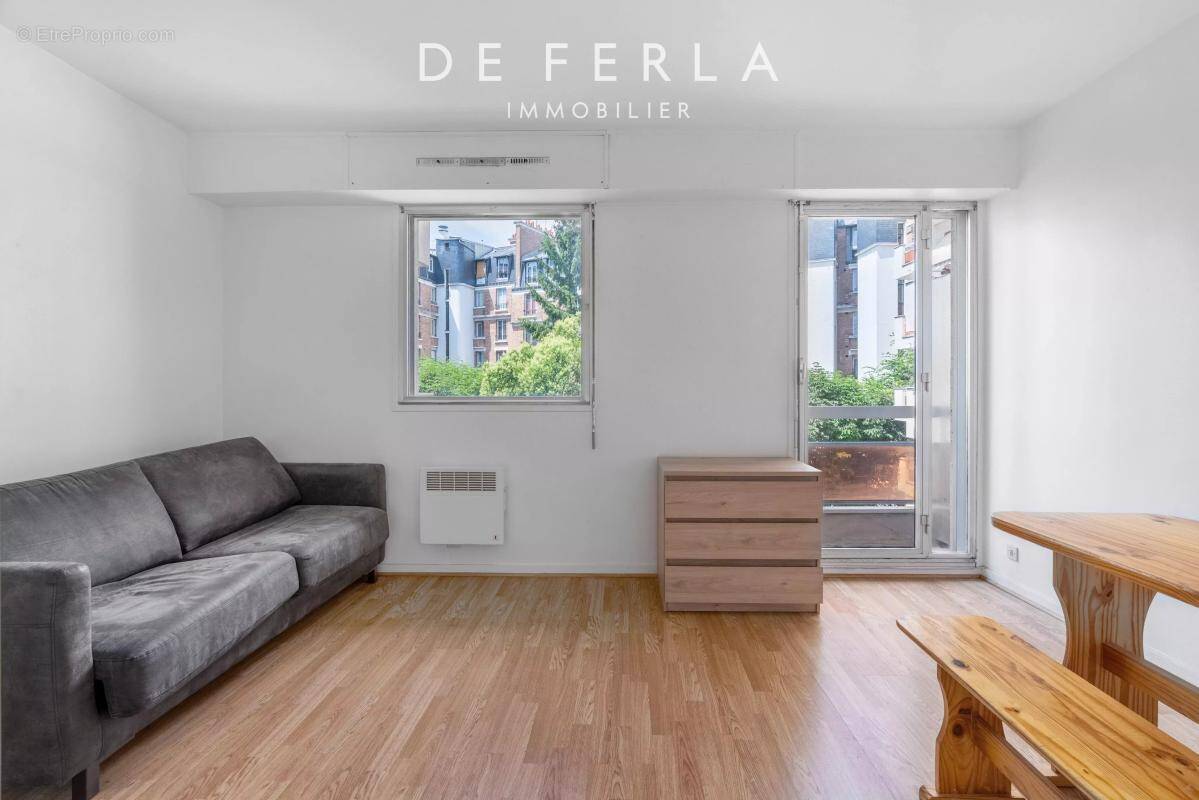 Appartement à PARIS-15E
