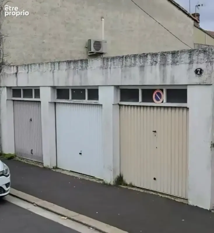 Box individuel sécurisé 27 m2 — Brandenburg, Bordeaux - photo 2