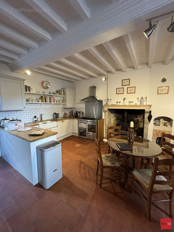 Maison à SAINT-OUEN-EN-CHAMPAGNE