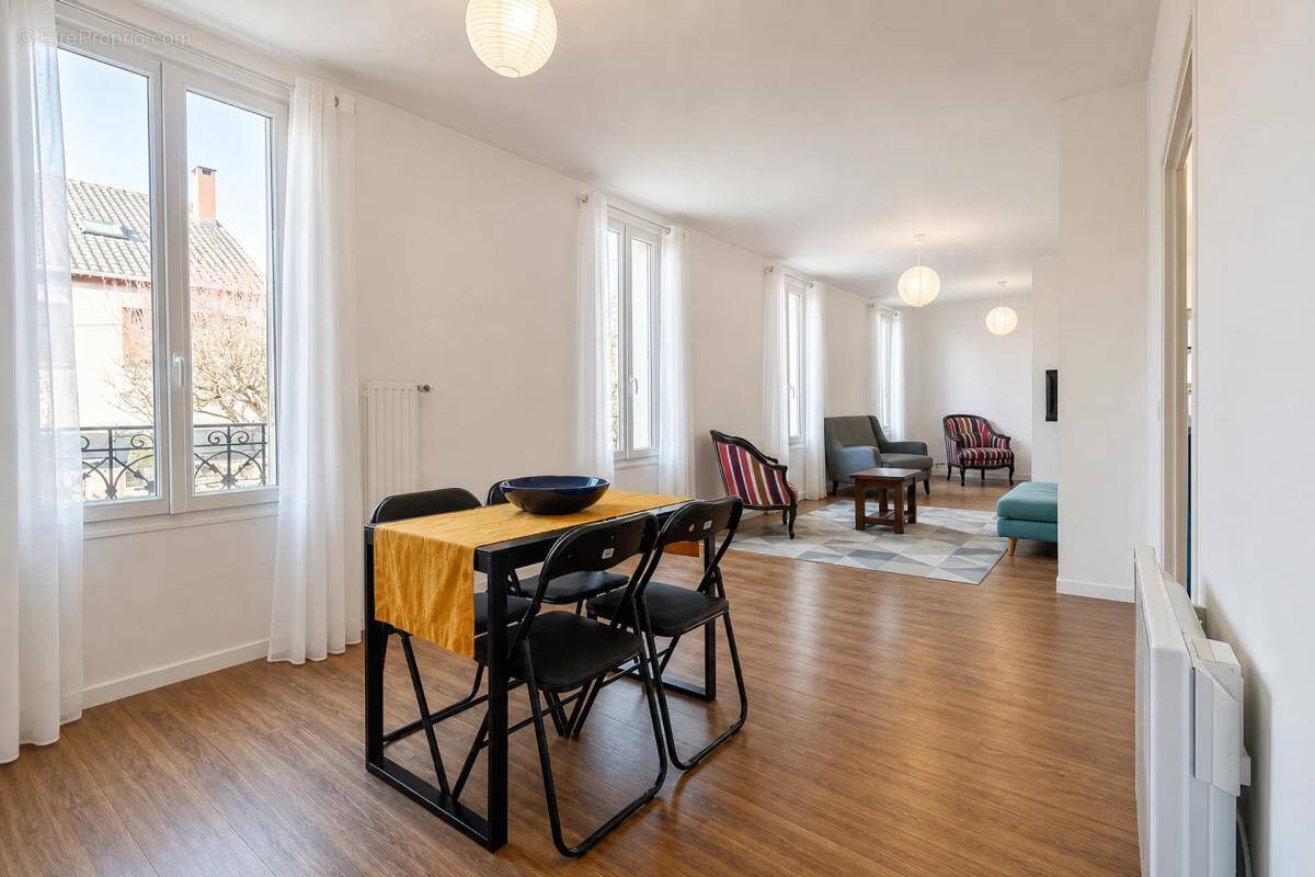 Appartement à NOISY-LE-SEC