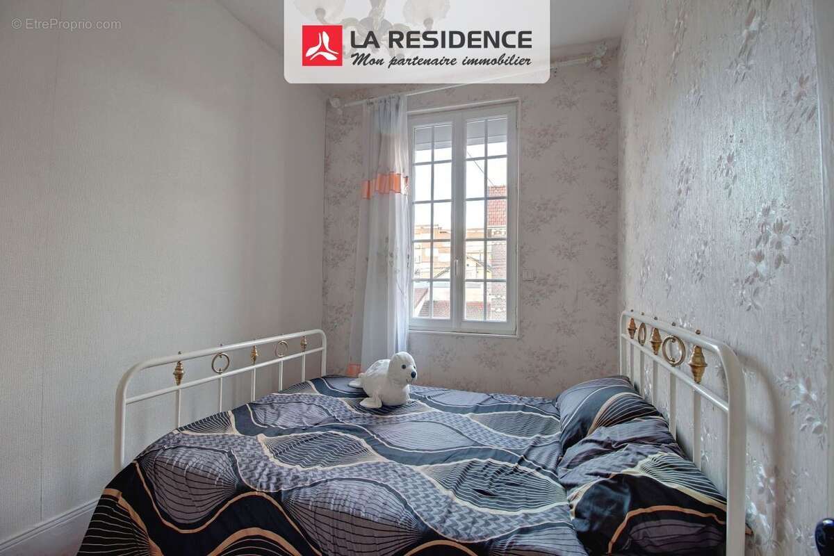 Maison à SAINT-ETIENNE-DU-ROUVRAY