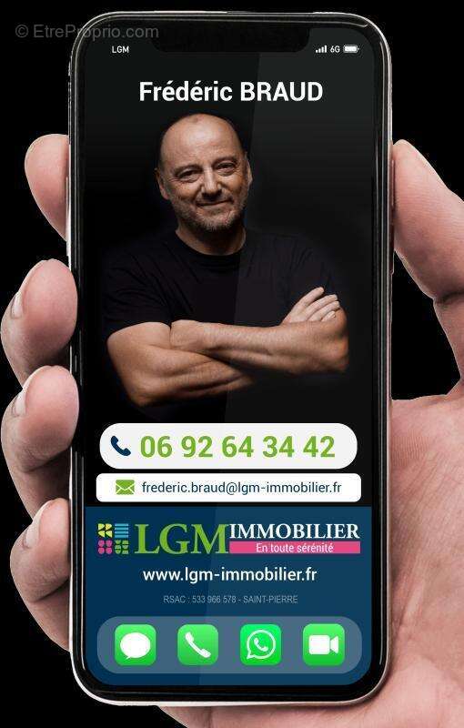 Terrain à LE TAMPON