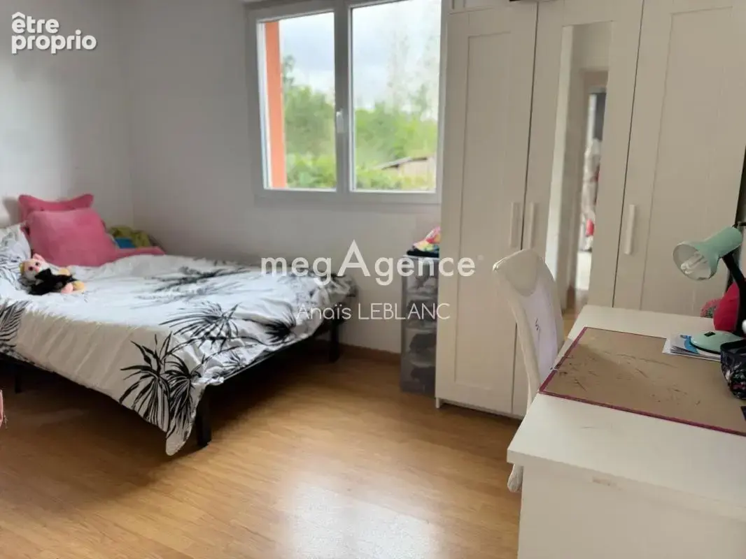 Maison de 2010 15 min Mayenne étang privé grand jardin - photo 4