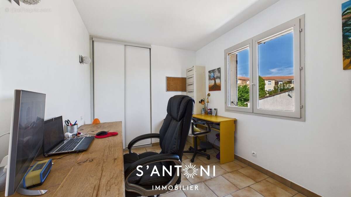 Maison à PUISSERGUIER