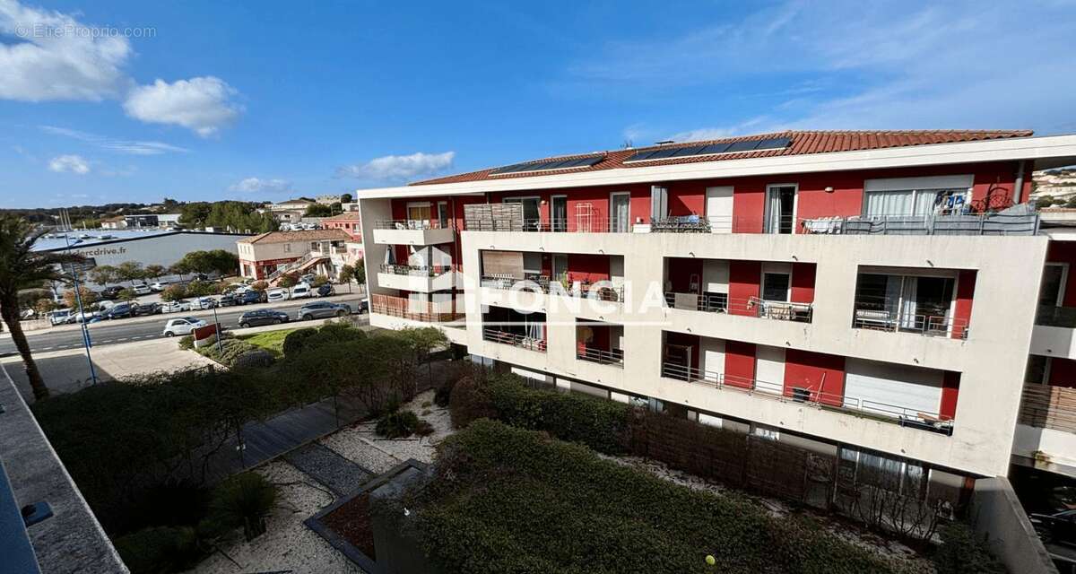 Appartement à LE CRES