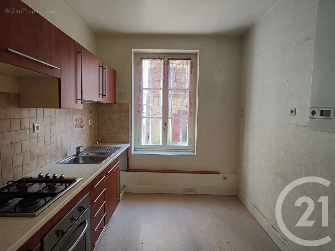Appartement 82 m² à Cosne-Cours-Sur-Loire  - photo 6