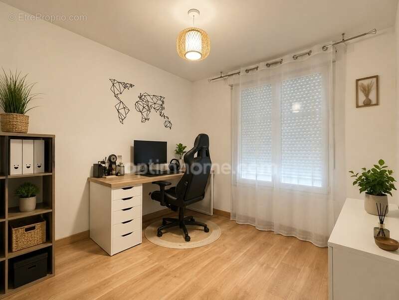 Maison à LINAS