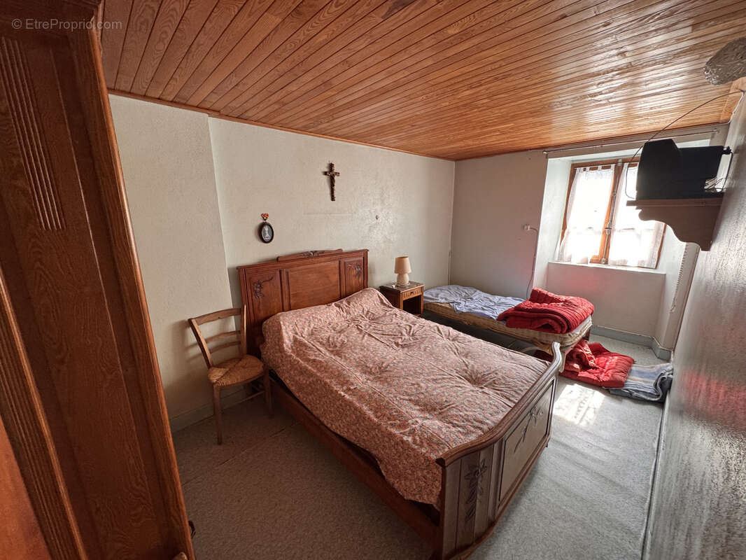 Maison à SAINT-FLOUR