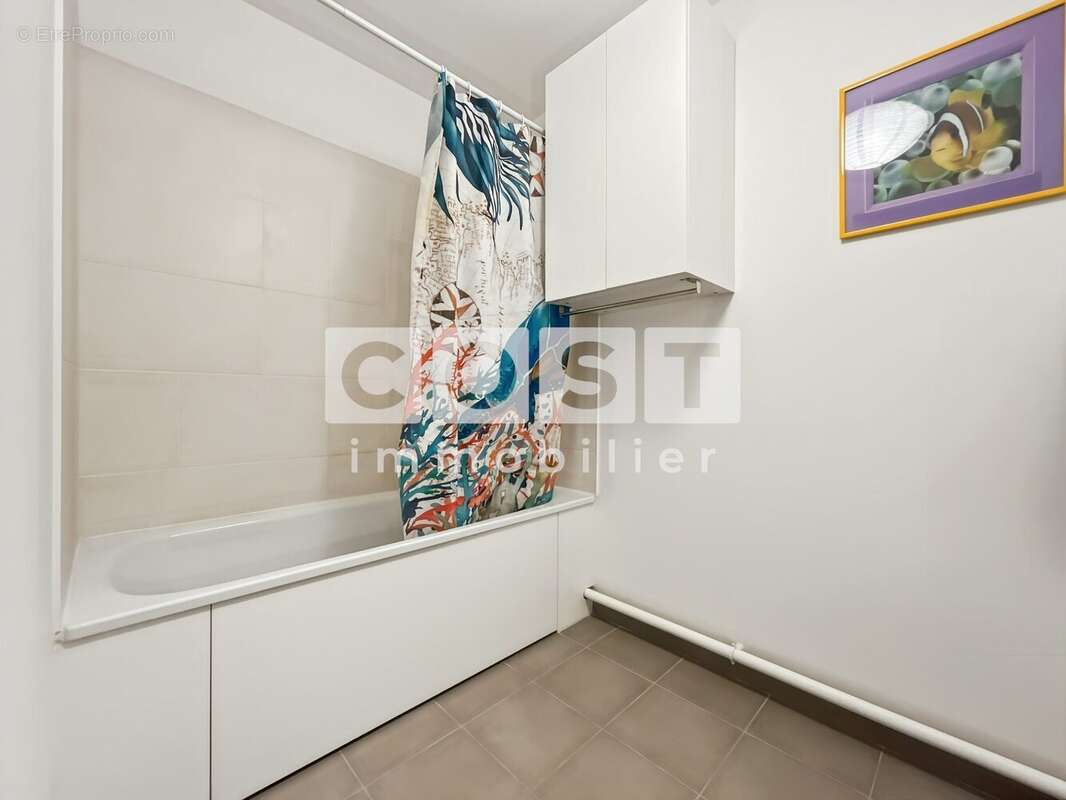 Appartement à COLOMBES