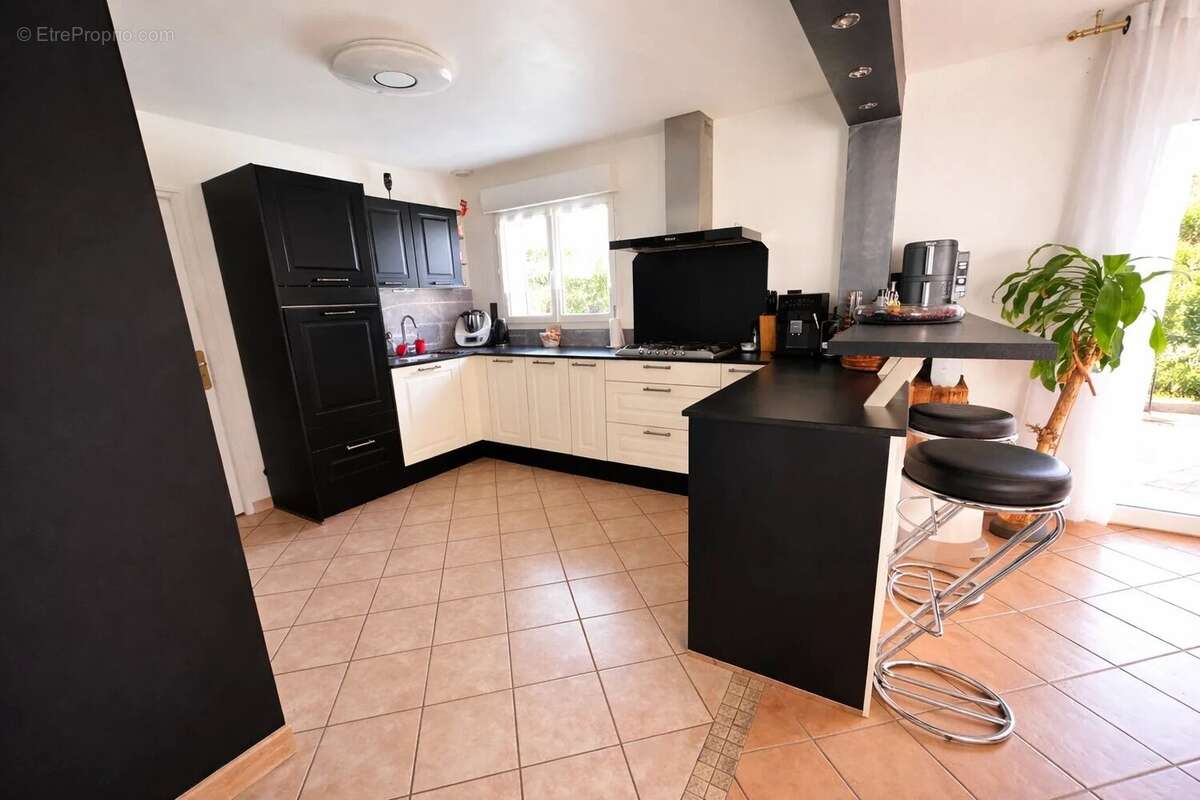 Maison à MAREUIL-LES-MEAUX