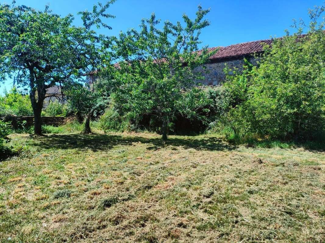 Appartement 140 m² à Maisonnais-Sur-Tardoire  - photo 6