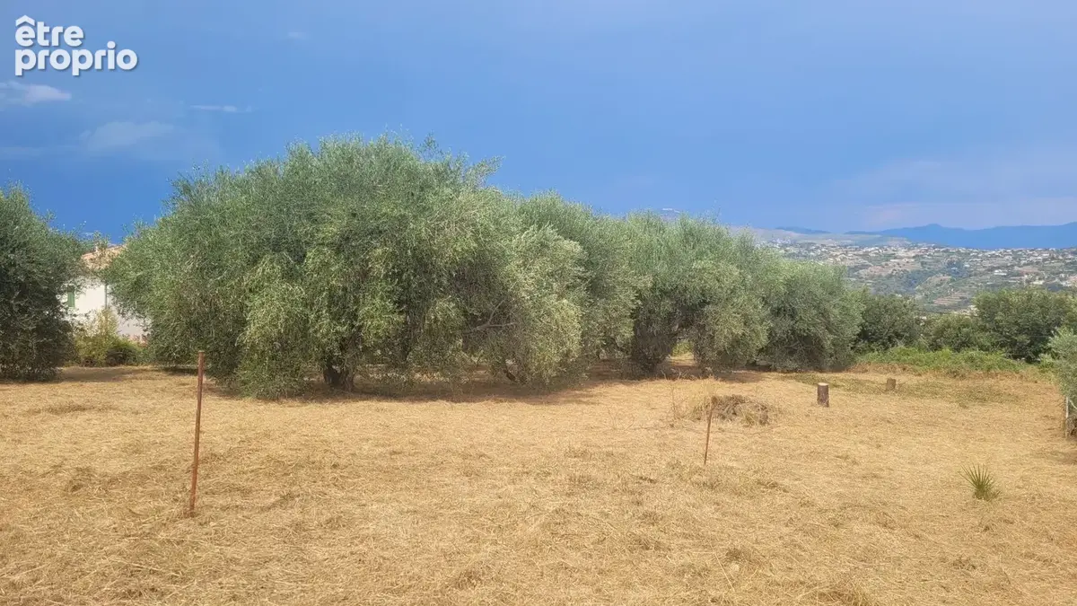 Terrain à bâtir de 856 m² à SAINT-LAURENT-DU-VAR (06) - photo 5