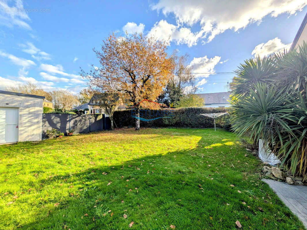 Maison à JOUE-SUR-ERDRE