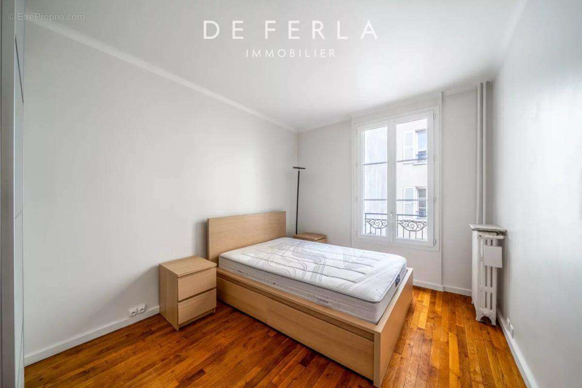 Appartement à PARIS-15E