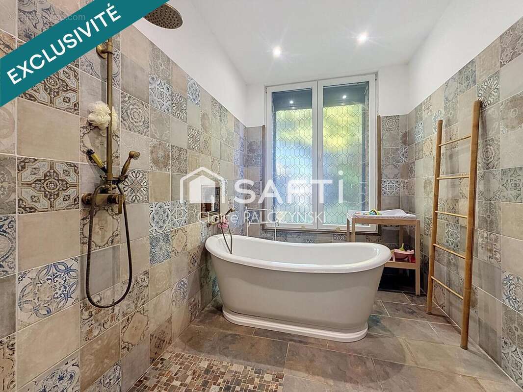 Maison 270 m² à Fouquieres-Les-Lens  - photo 9