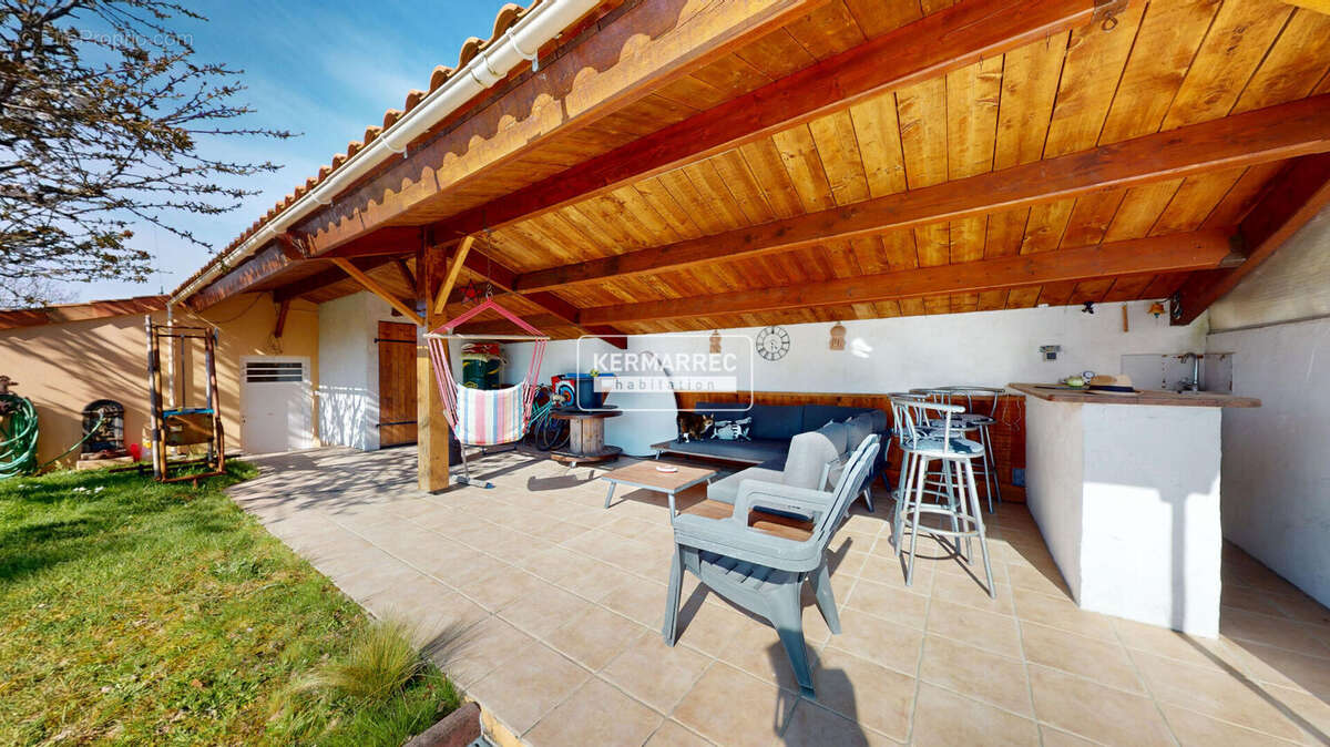 Maison plain-pied - 4 Chambres - Nombreuses annexes - photo 15