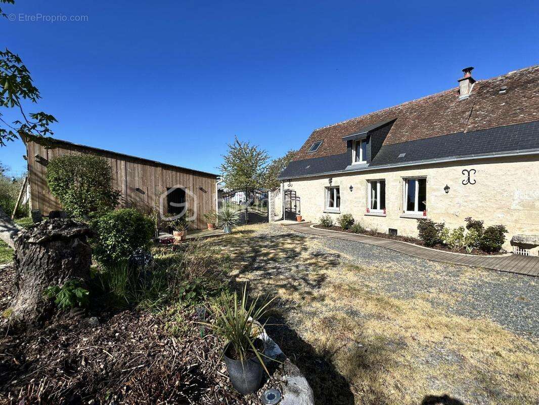 Maison à LIGNIERES-DE-TOURAINE
