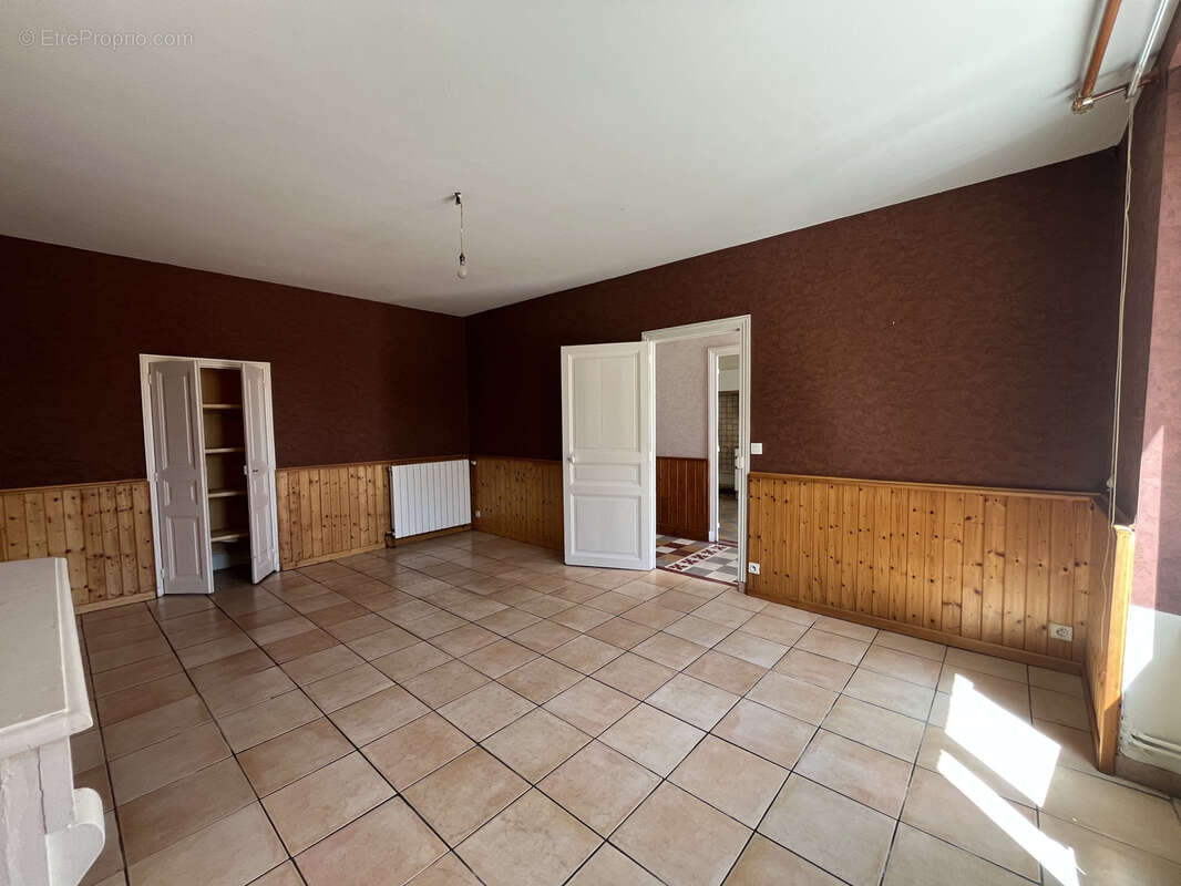 Maison à SAINTE-FLORINE