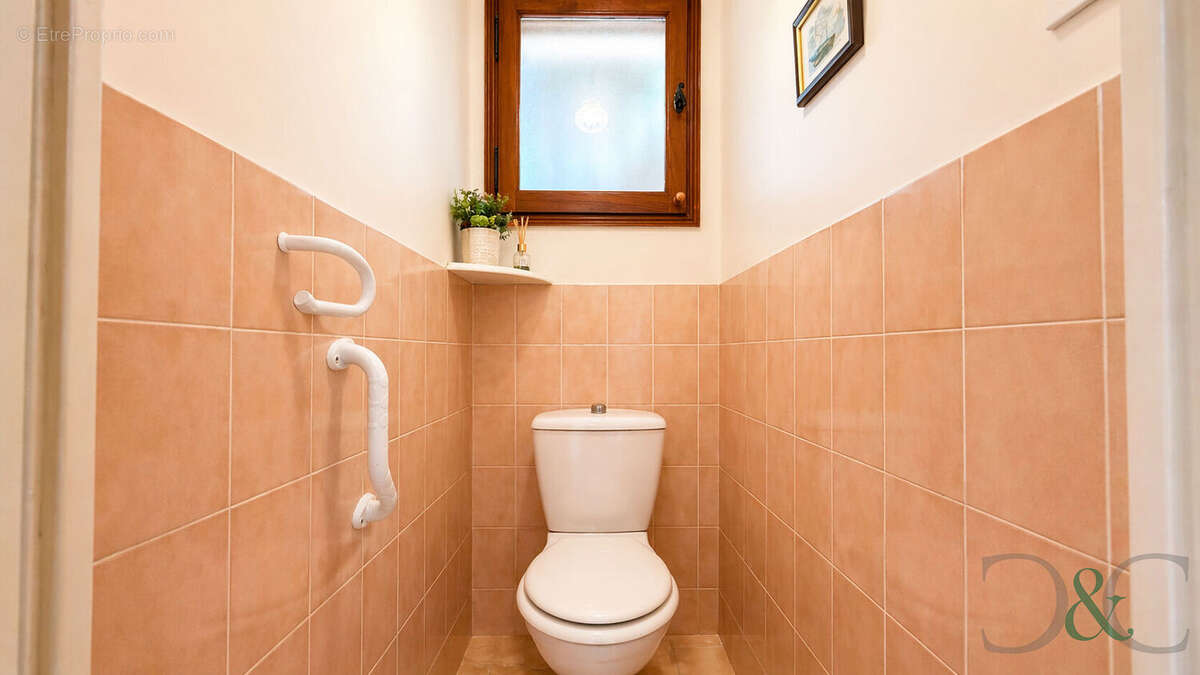 Appartement à BORMES-LES-MIMOSAS