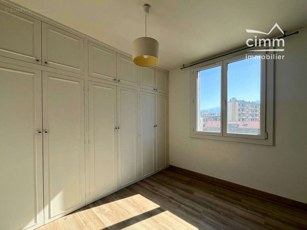 Appartement 71 m² à Grenoble  - photo 5