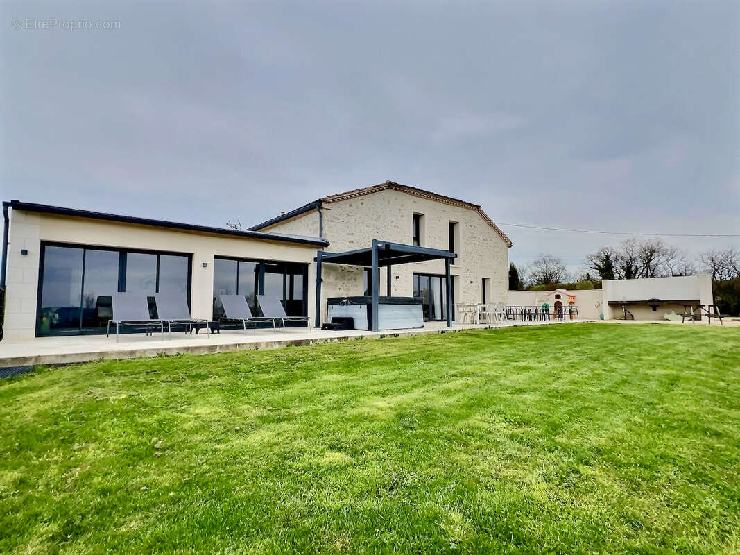 Maison à LEDAT