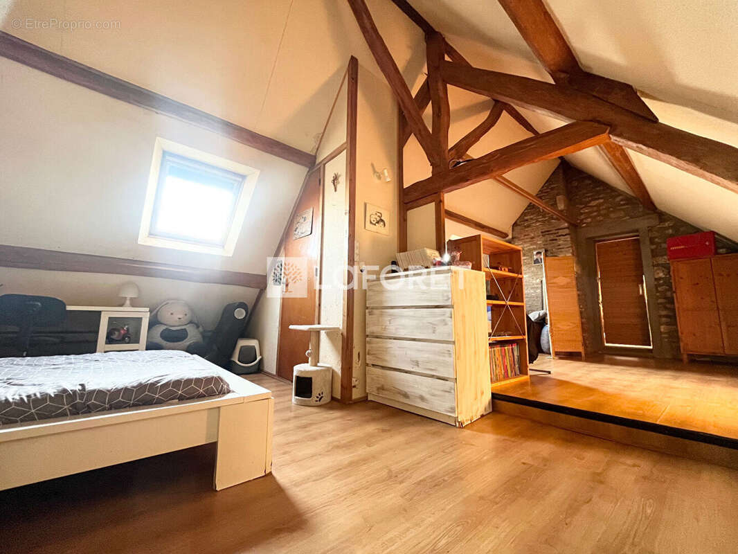 Maison à BALAGNY-SUR-THERAIN