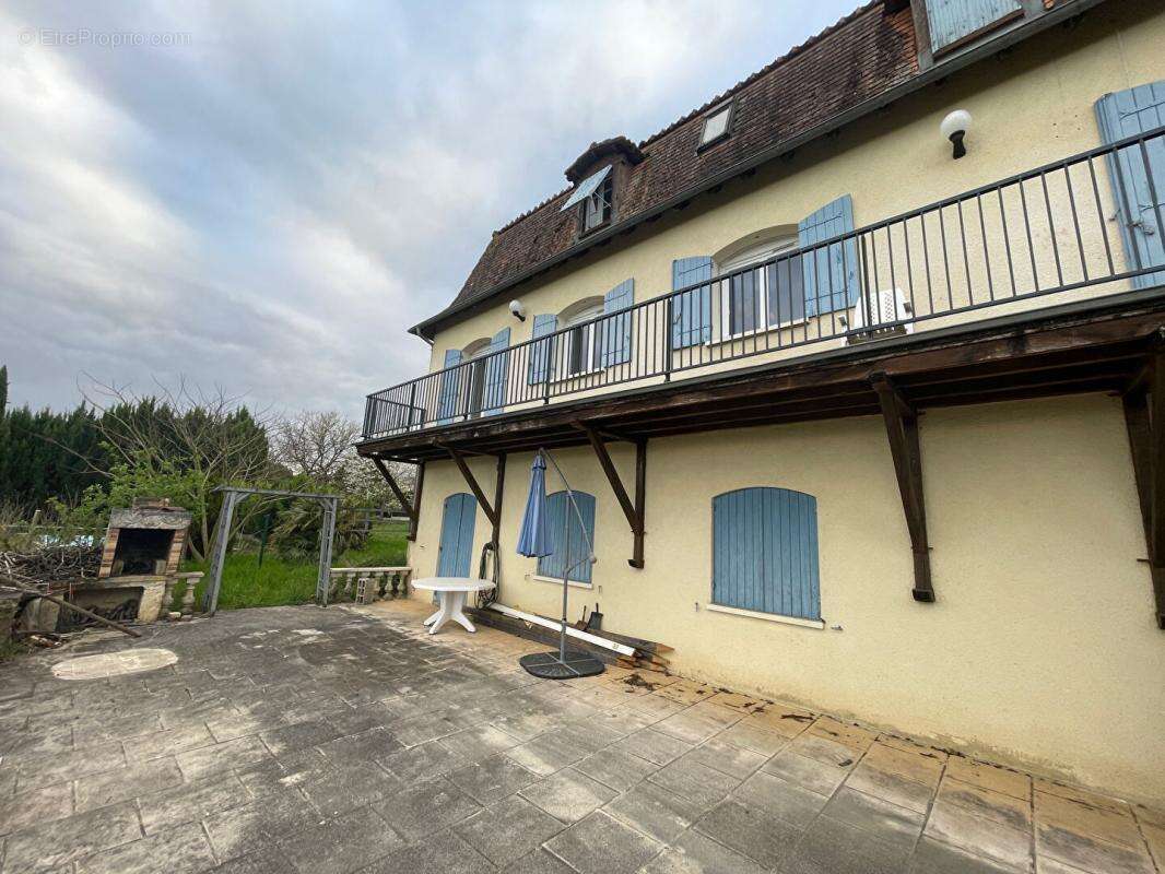 Maison à THIVIERS