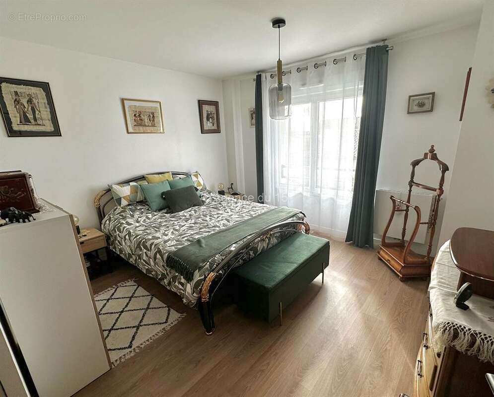 Maison à VILLENAVE-D'ORNON