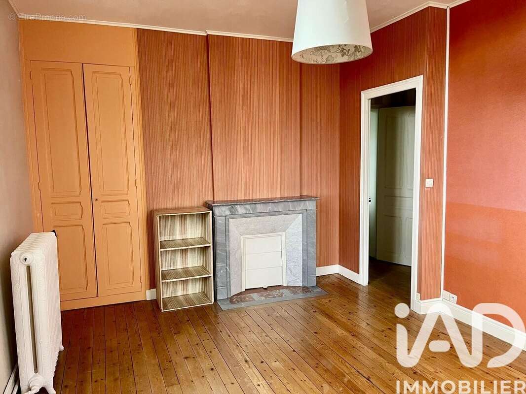 Maison 356 m² à Savy  - photo 8