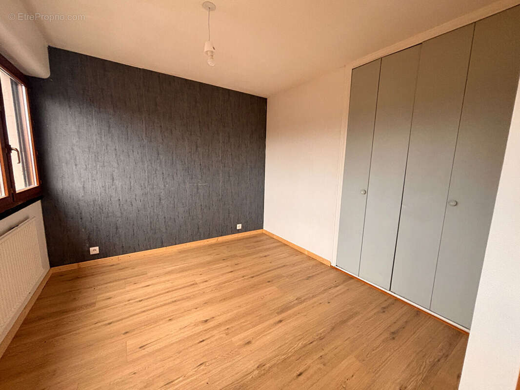 Appartement à SAINT-LOUP-SUR-SEMOUSE