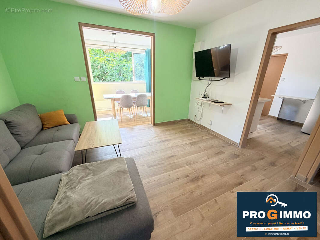 Appartement 81 m² à Le Tampon  - photo 2