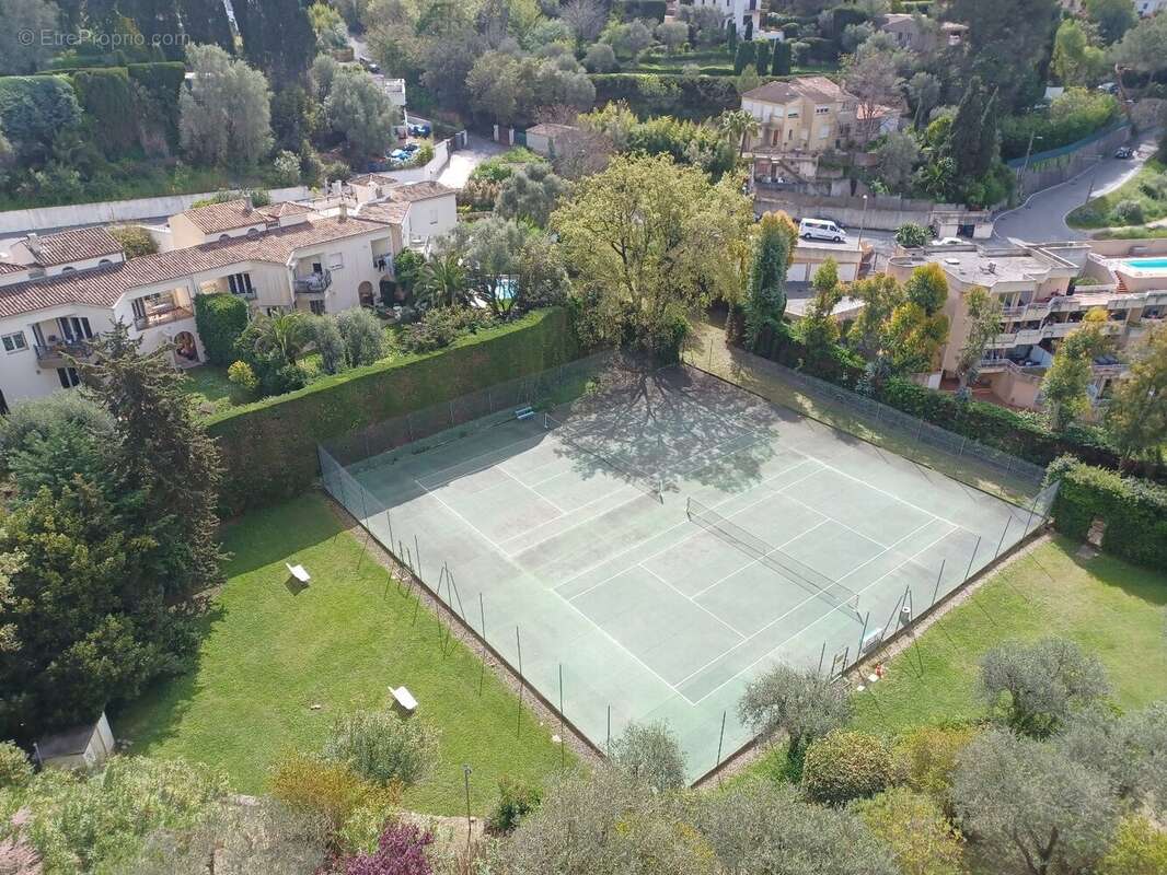 Appartement à LE CANNET