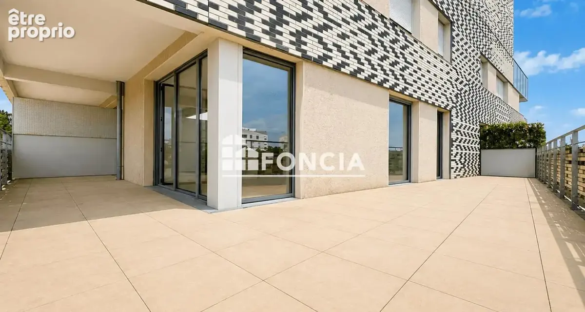 Appartement t3 avec grande terrasse privative et deux places de parkings privees en sous-sol - photo 2