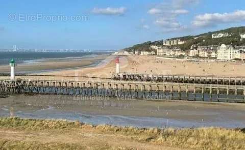 Appartement à DEAUVILLE