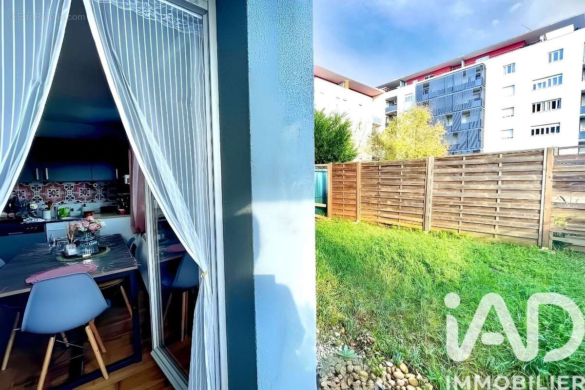 Photo 3 - Appartement à VILLEURBANNE