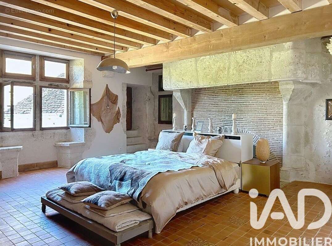 Photo 9 - Maison à TAVERS