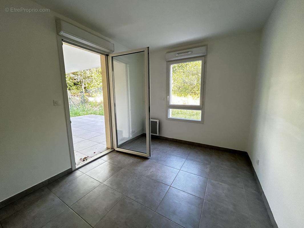 Appartement à MARSEILLE-9E