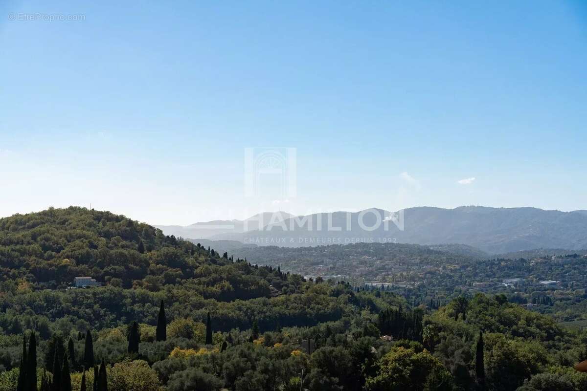 Appartement à GRASSE