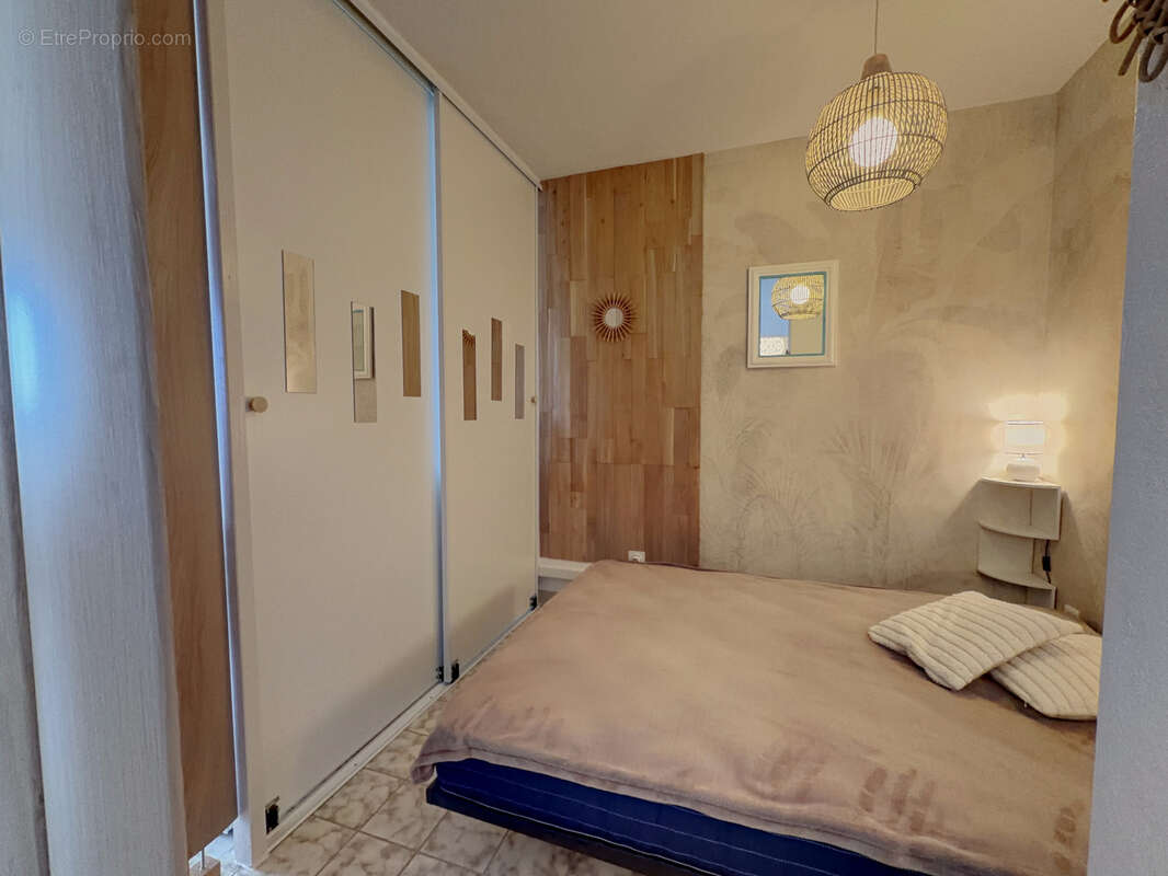 Appartement à SIX-FOURS-LES-PLAGES