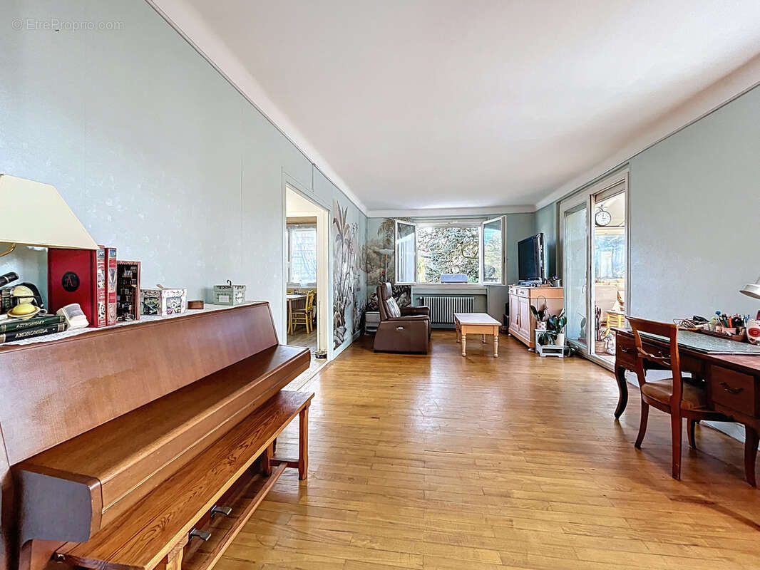 Maison à FRANCHEVILLE