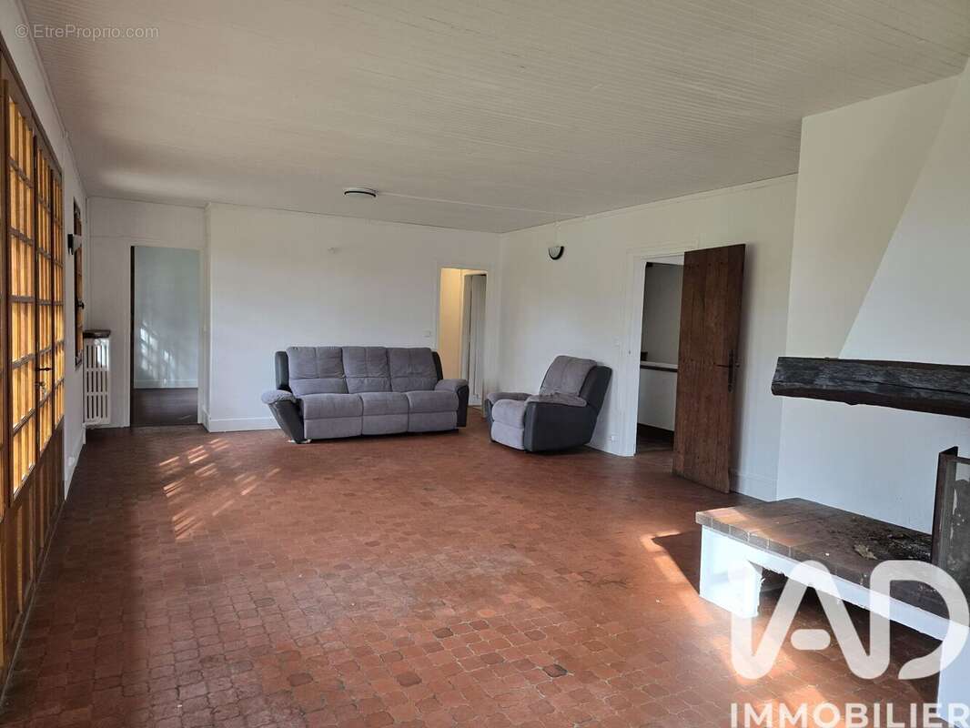 Photo 8 - Maison à JOUY-LE-CHATEL