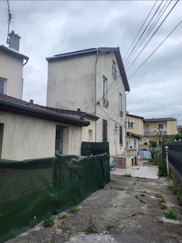 Maison à SAINT-DENIS