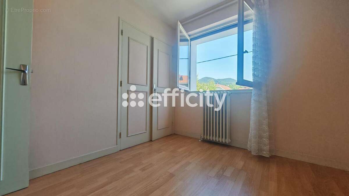 Appartement à VOIRON