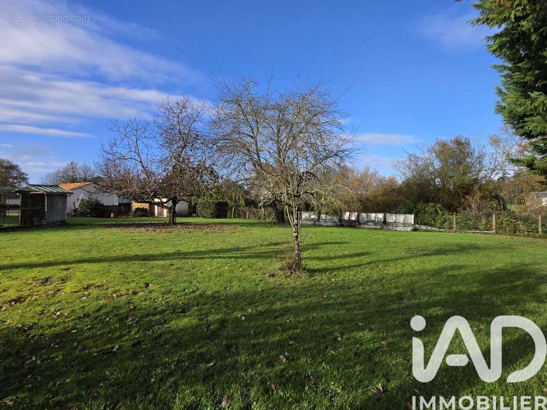 Photo 2 - Terrain à SOUSSANS