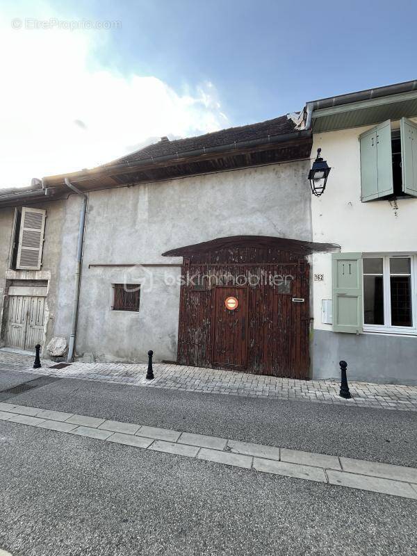 Maison à MORESTEL