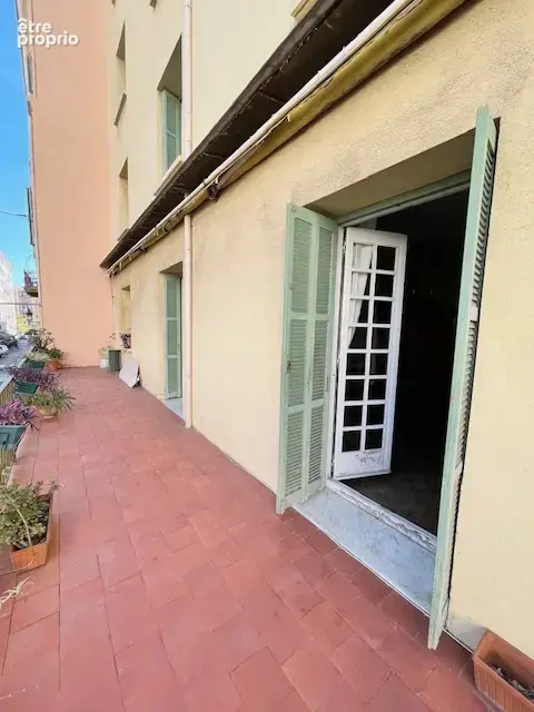 Bastia centre F3/4 de 133 m2 avec grande terrasse - photo 2