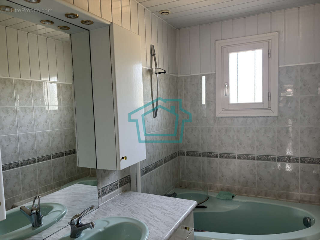 Maison de plain pied - 3 chambres - entre thoiry et septeuil - photo 10