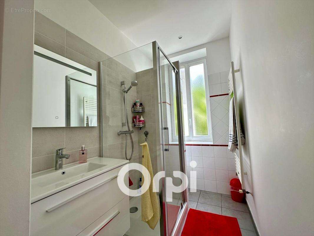 Maison à VILLARD-BONNOT